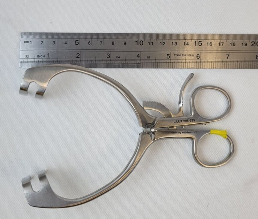 JARIT 205-235 Mayo-Adams Retractor w/ Removable Center Blade 6-1/2" — photo 8