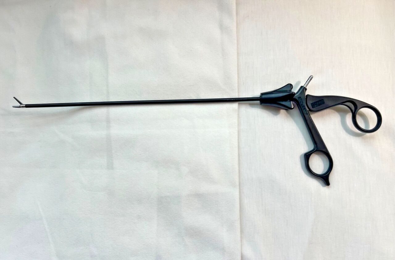 AESCULAP PO601R ADTEC Laparoscopic 5mm X 31cm Monopolar Peritoneal Scissors
