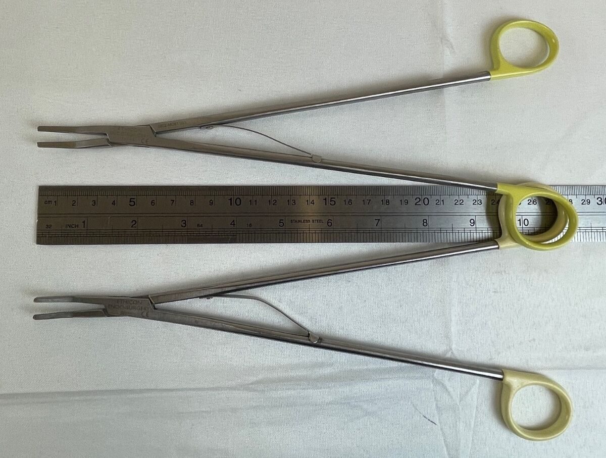 ETHICON LX410 Pair of Large Yellow Multi Patient Clip Appliers 15deg — photo 6
