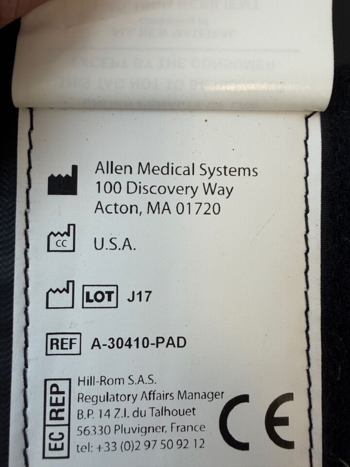 ALLEN MEDICAL A-30410-PAD 2" x 15" x 24" Pad Carbon Lights Minor Procedure Table — photo 4