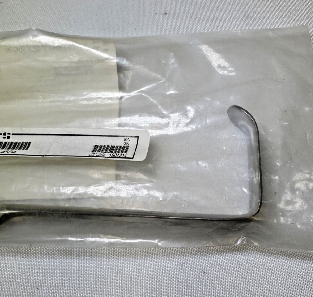 SYMMETRY SURGICAL 23-4504 Richardson Retractor 2 in Deep 3/4 in Wide — photo 5