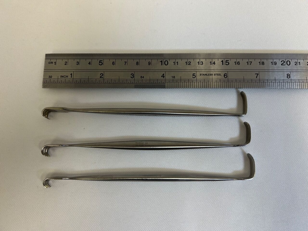 V. MUELLER  3 Prong Double-Ended Retractors — photo 7