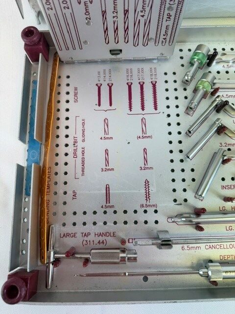 SYNTHES  Basic Instruments Set — photo 3