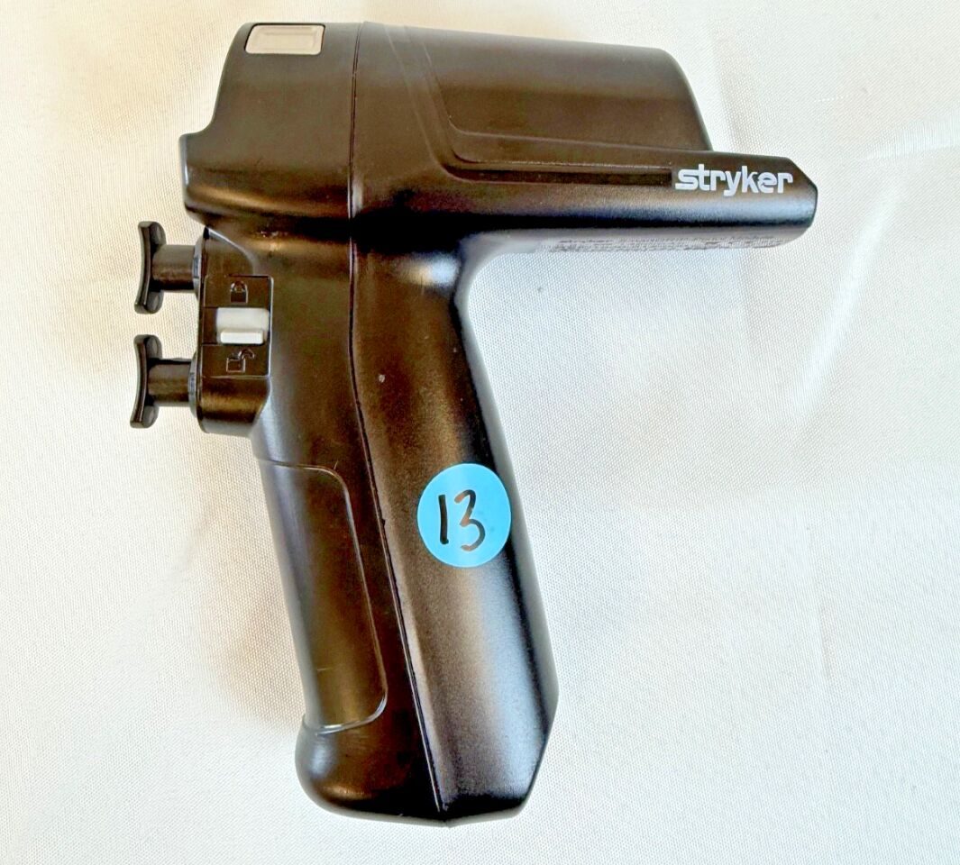 STRYKER 1900-012-000 F1 SmartGrip PistolModule 13 Charge Cycles Small Bone Ortho SmartGrip PistolModule