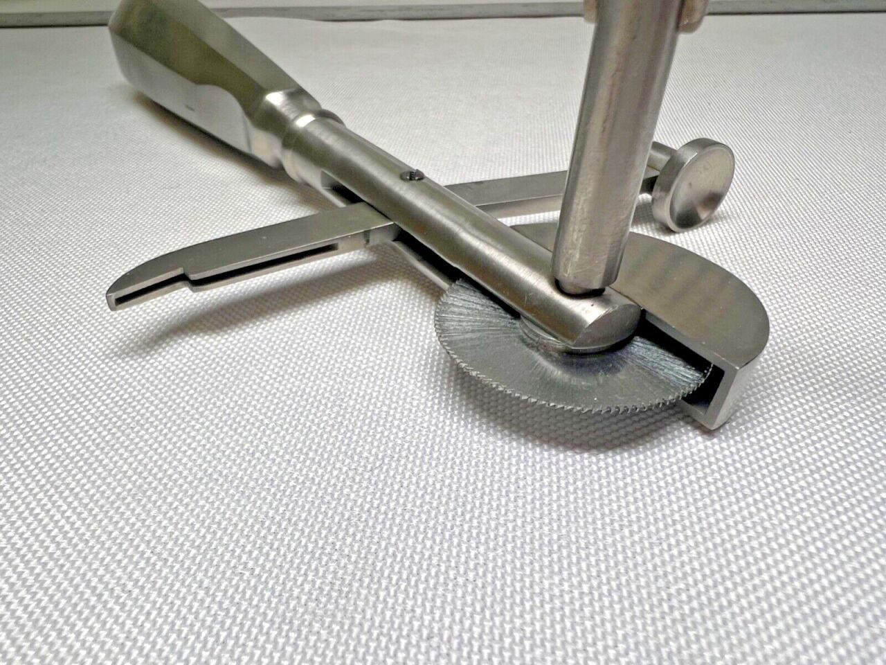KONIG MDS3317300 Orthopedic Ring Cutter 6.75" — photo 3