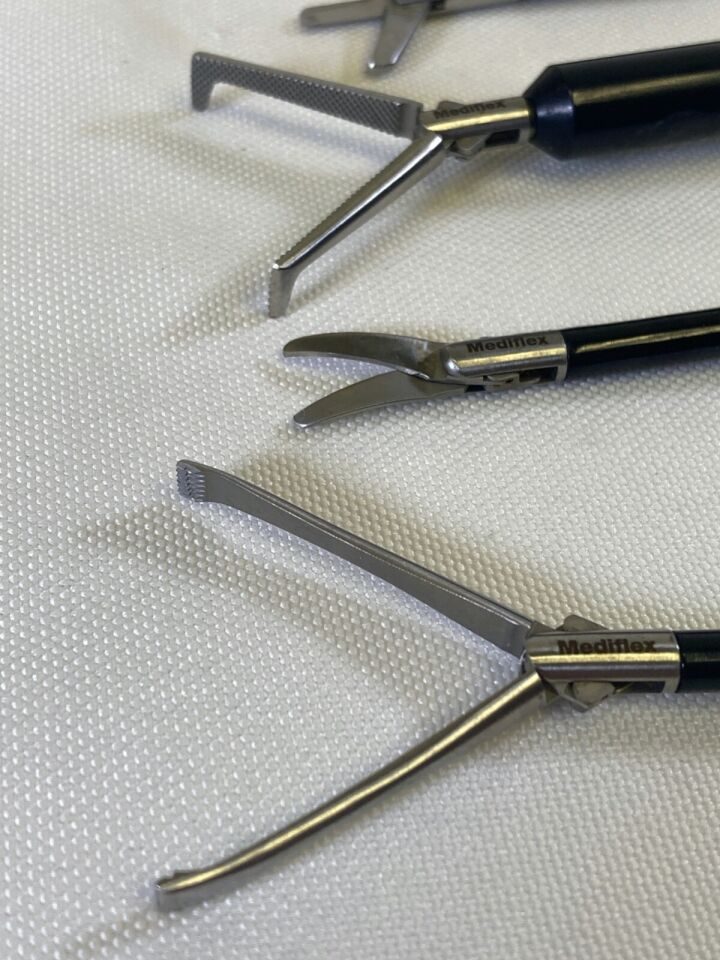 MEDIFLEX Various 7 Piece Surgical Laparoscopic Monopolar Instrument Set — photo 6