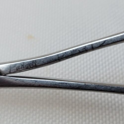 CODMAN Lot of 2 Mosquito Hemostatic Forceps Curved Tips Serrated 4" — photo 7