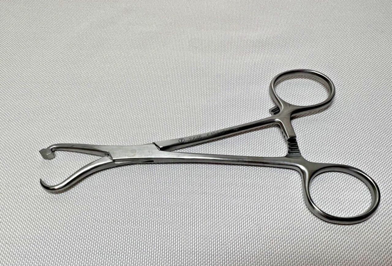 ZIMMER 2446 Holding Forcep w/ Foot