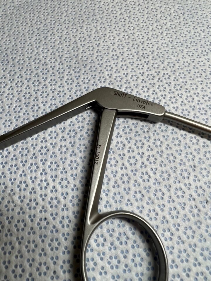 SHUTT-LINVATEC 31.10012 Surgical 45deg Angle Micro Scissor Forcep 3.4mm x 130mm — photo 5