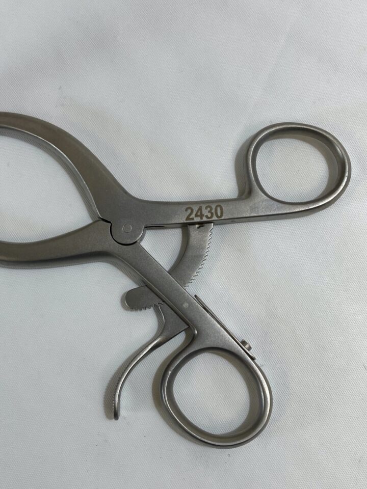GYNEX 2430 LLETZ Lateral Vaginal Retractor Medium 55mm Blades OBGYN — photo 7