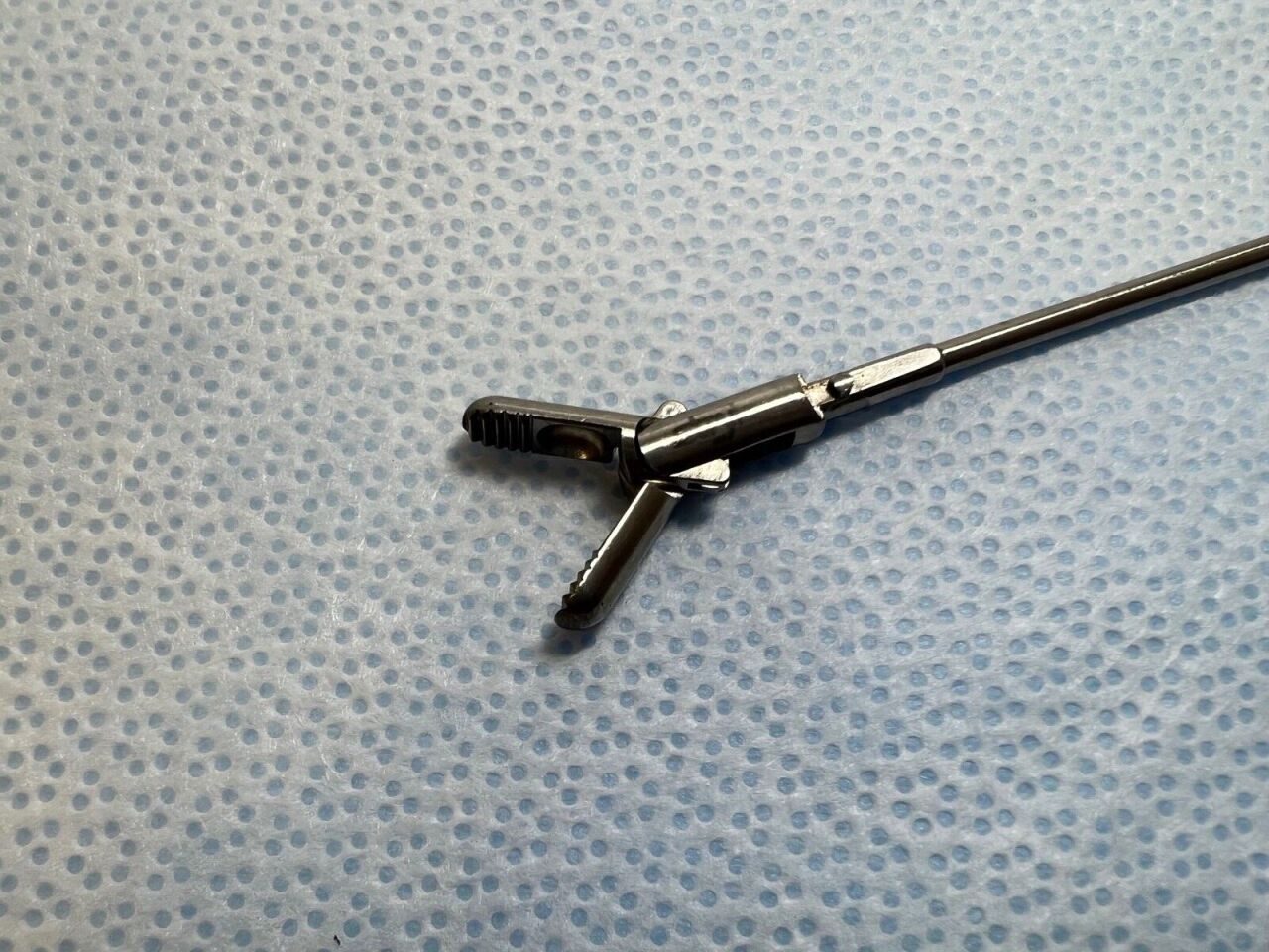 STRYKER 250-080-313 Laparoscopic Blunt Grasper Double Action Jaws 5mm X 40cm — photo 4