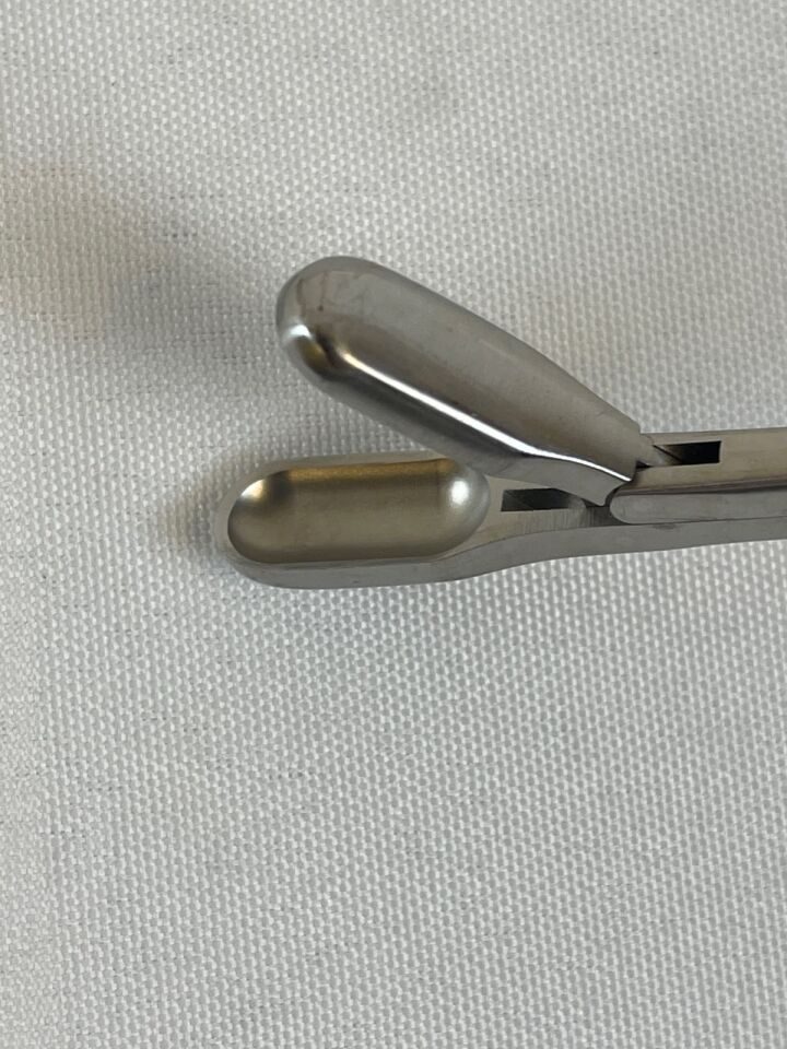 KARL STORZ 10970GO 8mm x 16mm x 20cm Oval Cup Single Action Jaw Biopsy Forcep — photo 4