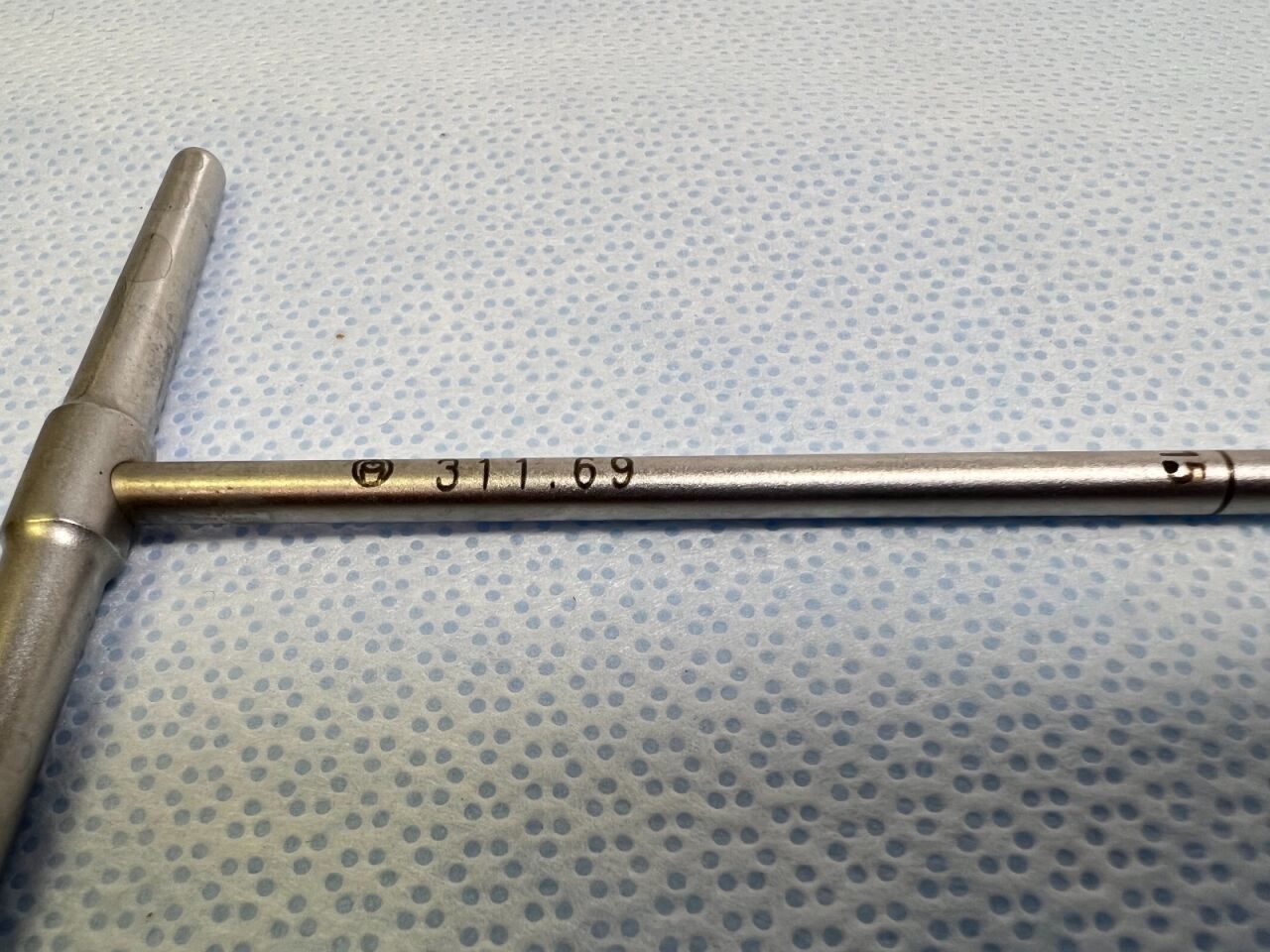 SYNTHES 311.69 7.0mm T-Handle Tap — photo 4