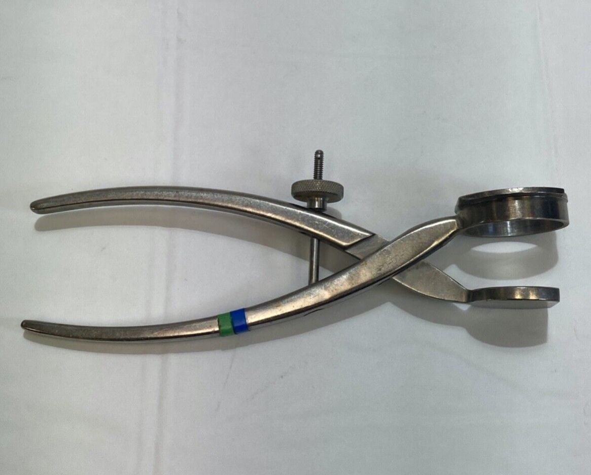 INTERMEDICS 6290-00-700 Parallel Patella Clamp — photo 1