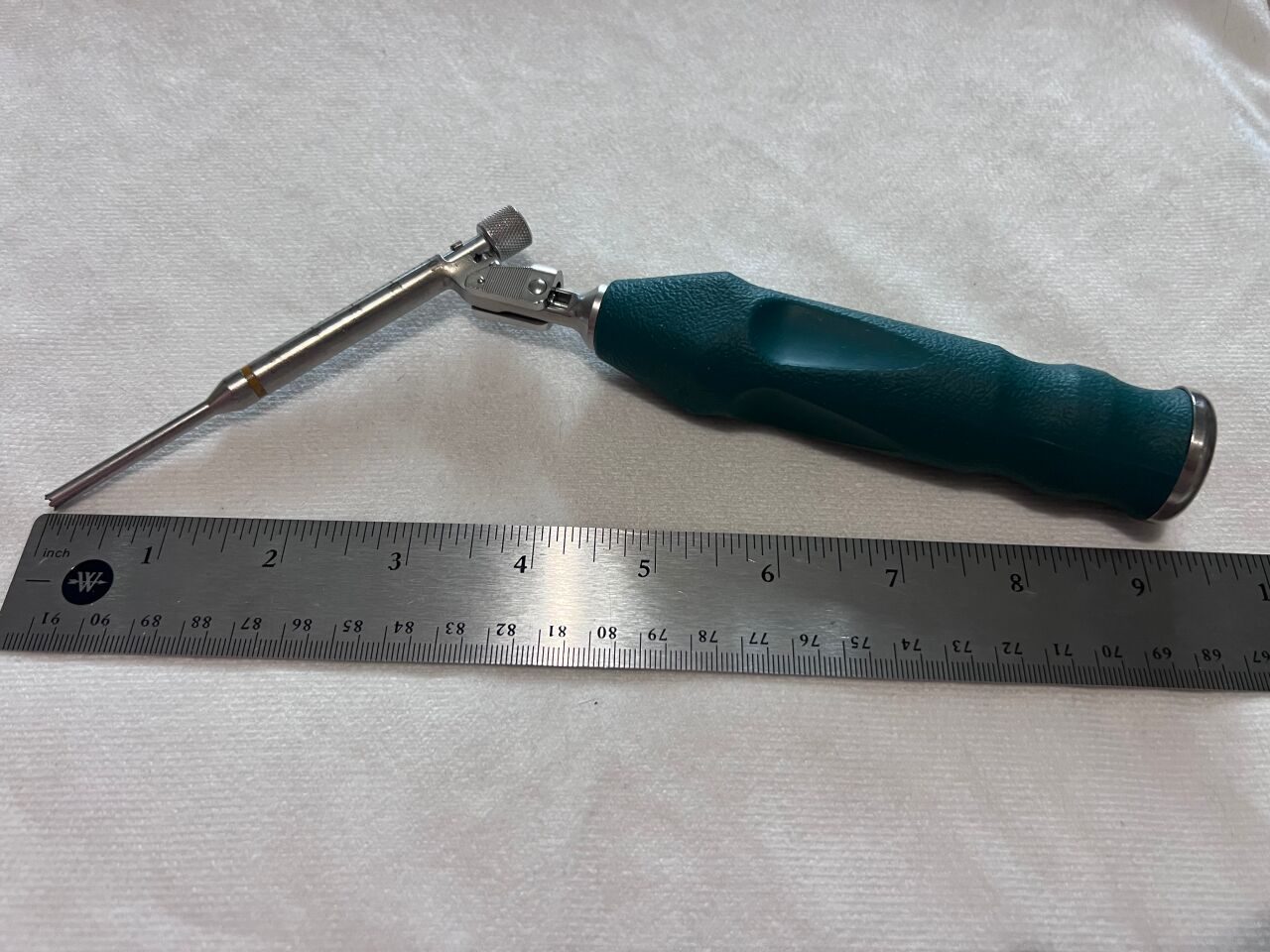 SYNTHES 388.393 Drill Sleeve w/ Scale For 2.4mm Drill Bit — photo 2