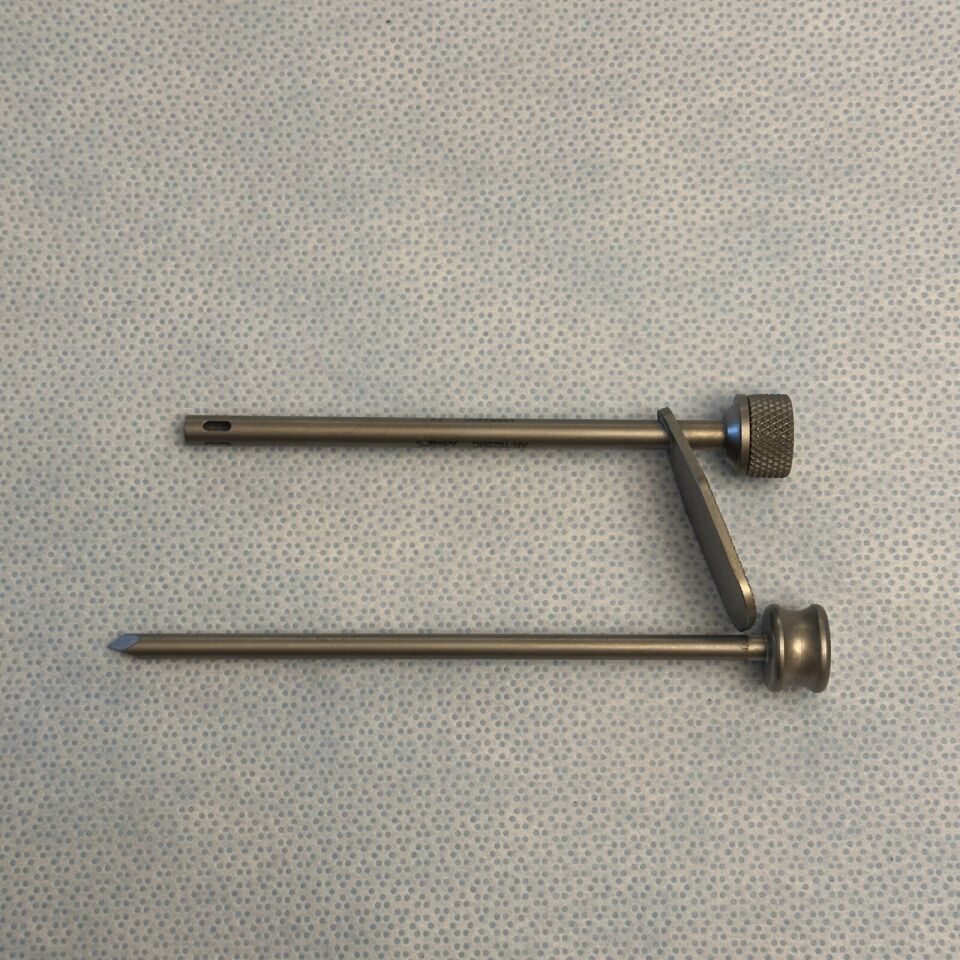 ARTHREX AR-1923MC / AR-1923MC-OB1 Metal Cannula & Sharp Obturator Arthroscopy