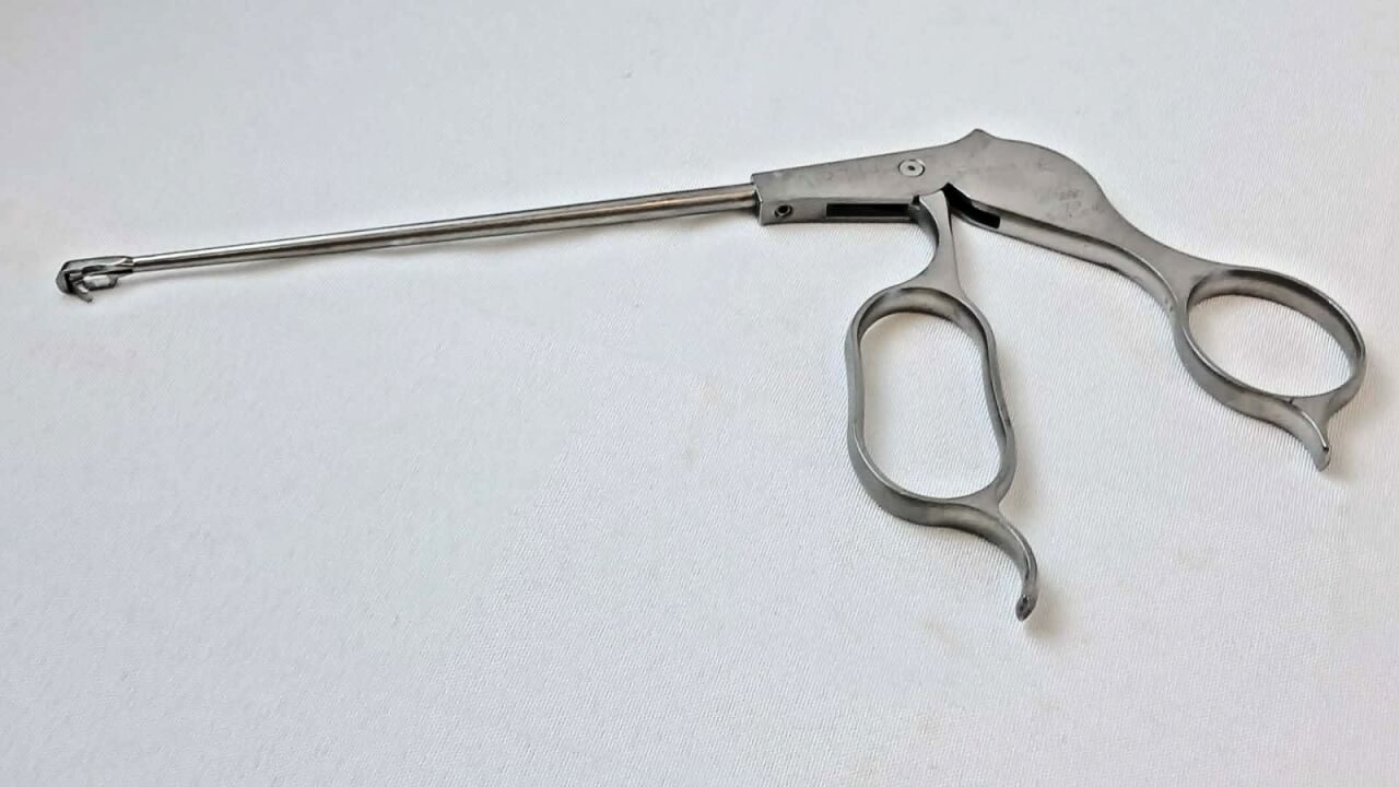 ARTHROTEK 902252 Arthroscopic 2.75mm Right BackBiter Punch