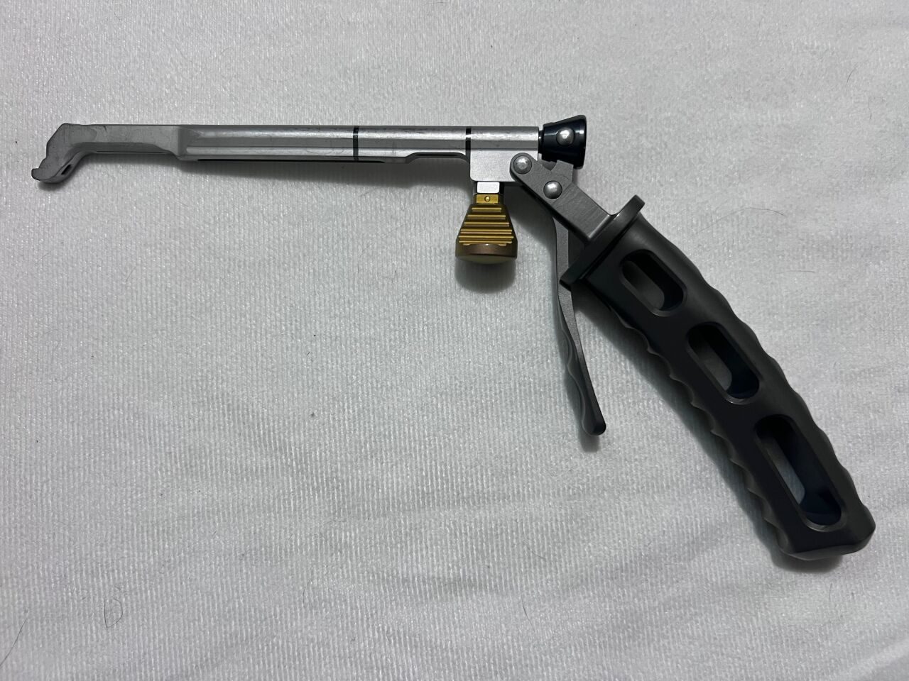 SYNTHES 03.616.048 Spinal Rod Holder — photo 1