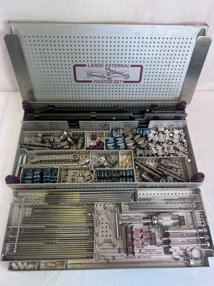 SYNTHES  Large External Fixator Set C