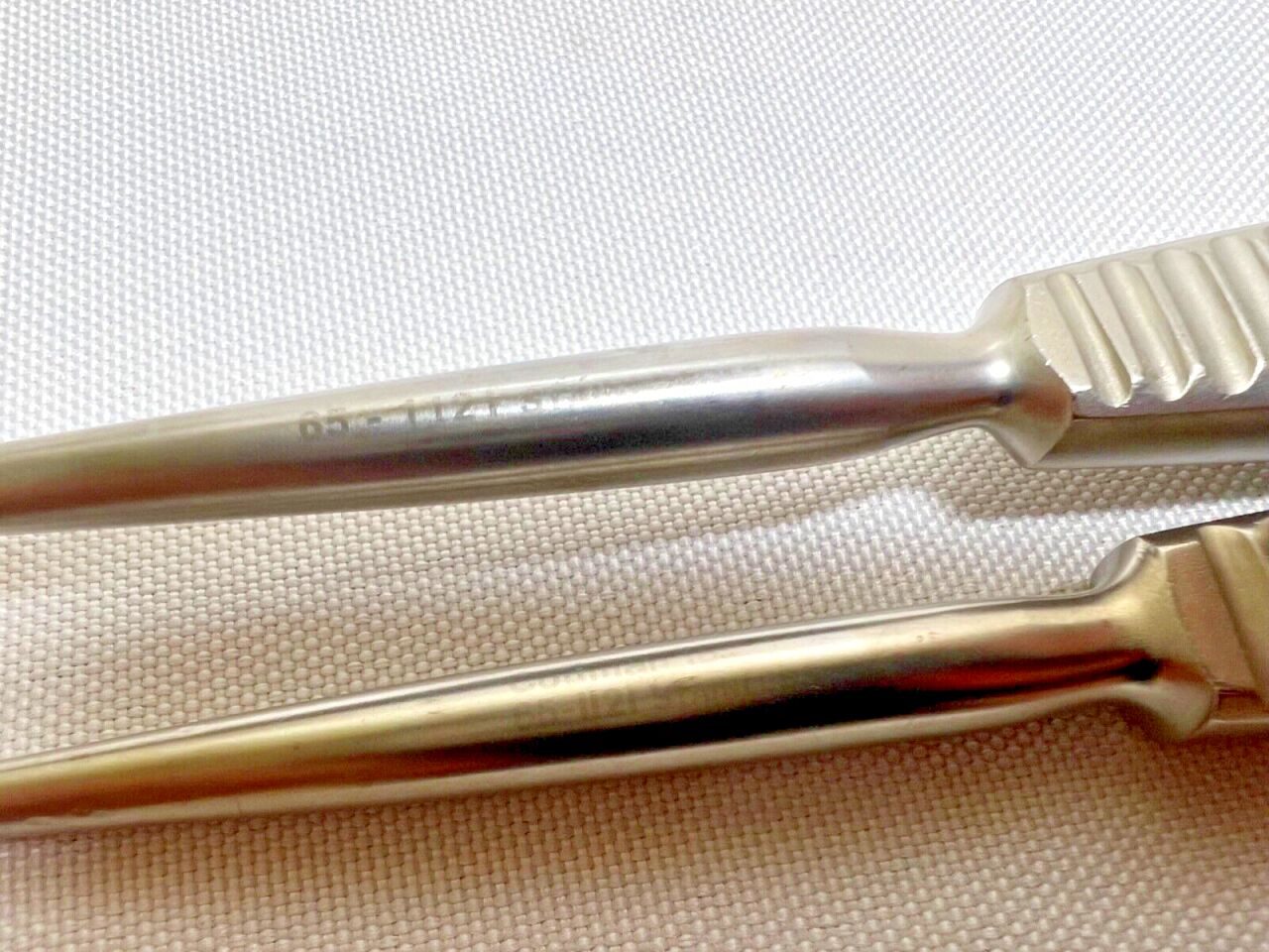 CODMAN 65-1121 Sharp & Slight Curved Periosteal Elevators Lot of 2 — photo 3