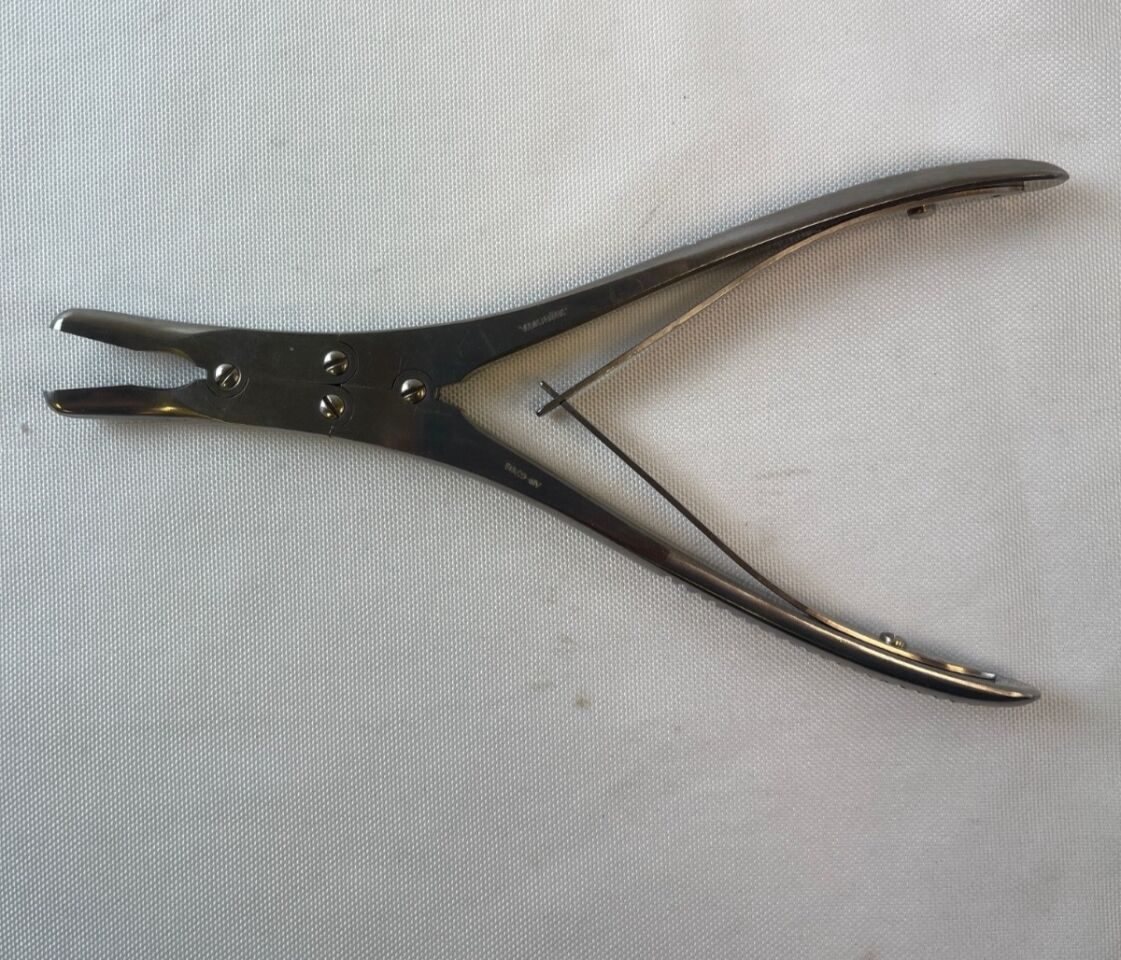 V. MUELLER AU6781 Ruskin Rongeur 6mm Slightly Curved Jaw 7.5" — photo 1