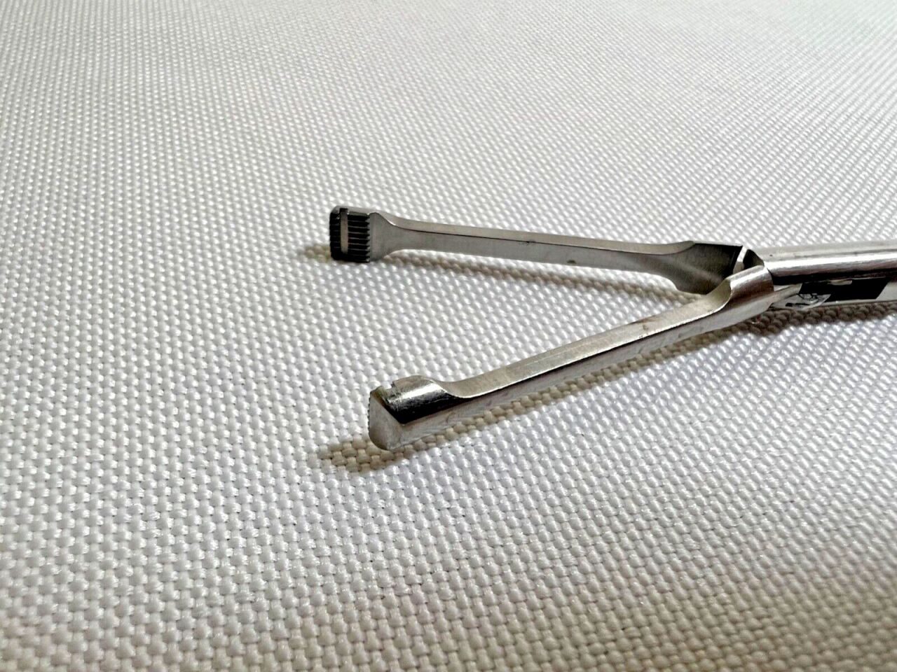 SOLOS ENDOSCOPY GI-1190 Allis Clamp 5mm — photo 3