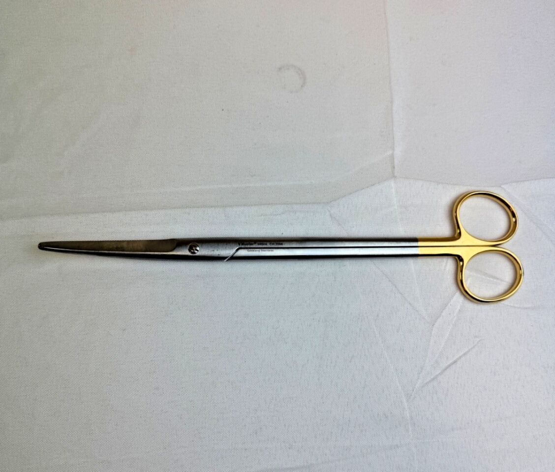 V. MUELLER CH2096 Vital Mayo Dissecting Scissors Beveled Blunt Tip