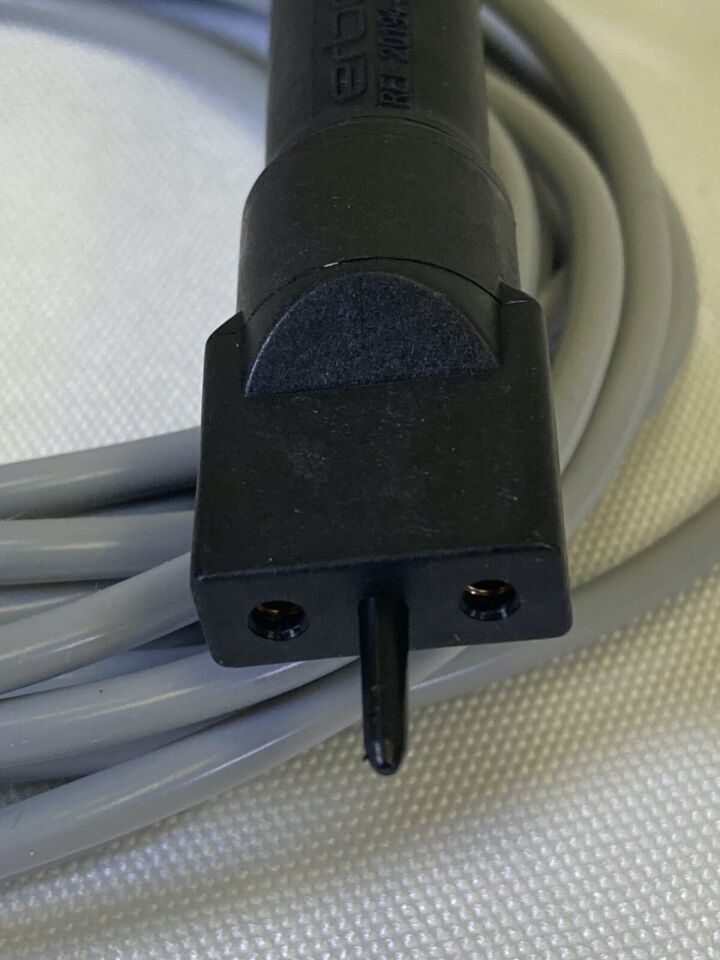 ERBE 20194-085 Reusable Pad Connecting Cable L: 4M Electrosurgical Adapter — photo 3