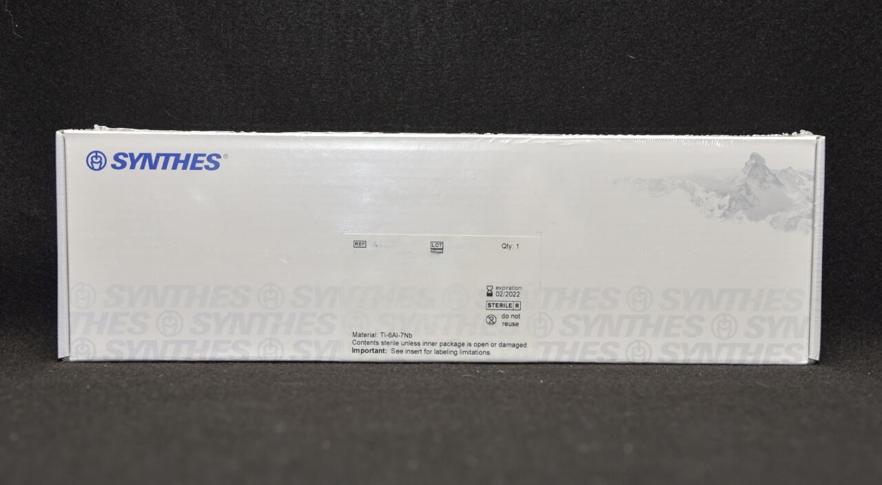 SYNTHES 474.036S 10MM TI CANNULATED FEMORAL NAIL 360MM - STERILE
