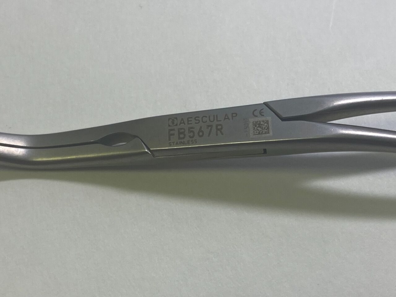 AESCULAP FB567R DeBakey Tangential Occlusion Clamp Curved — photo 4