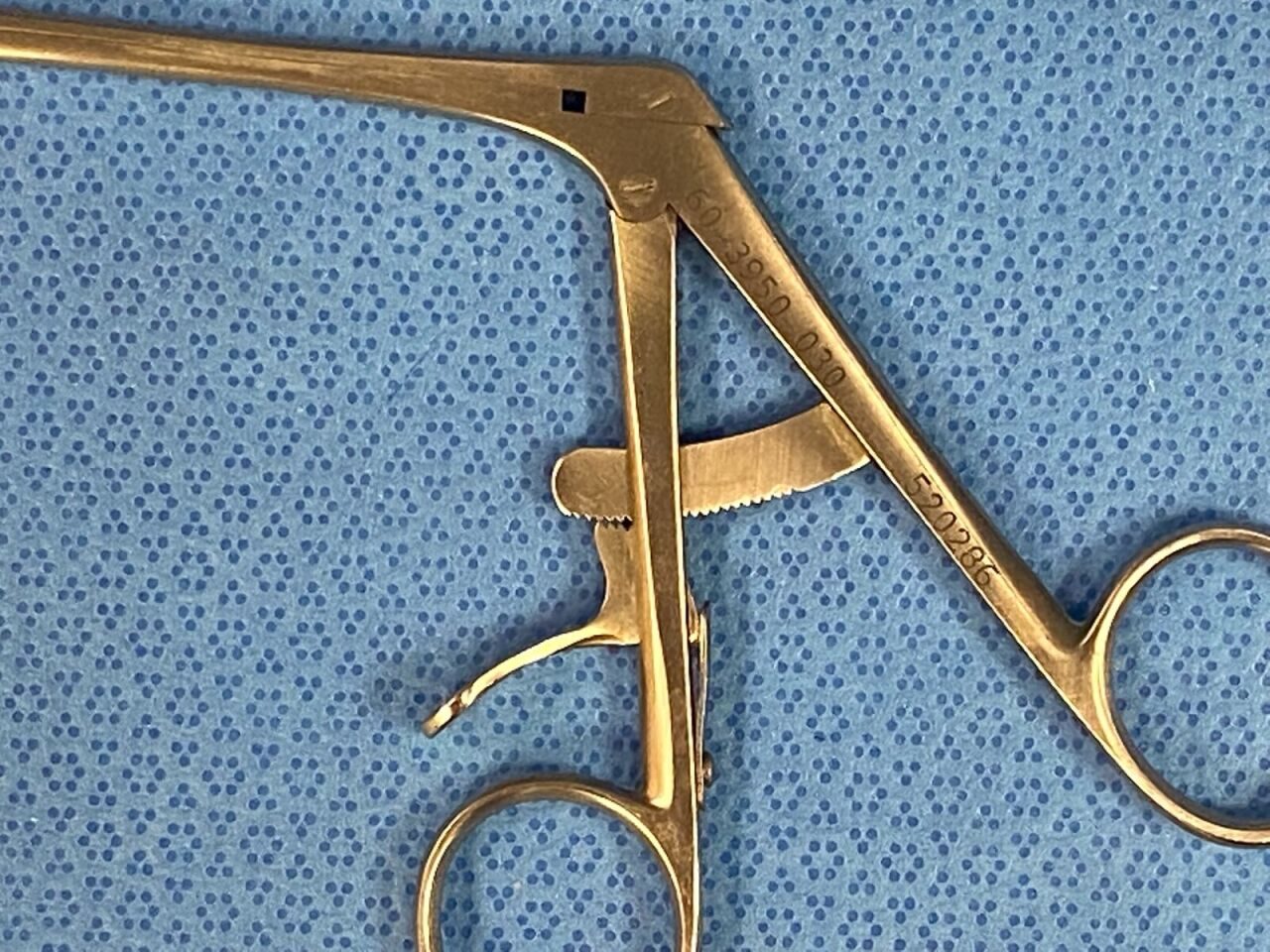 ZIMMER 60-3950-030 Ratcheting Spiked Grasping Forceps — photo 6