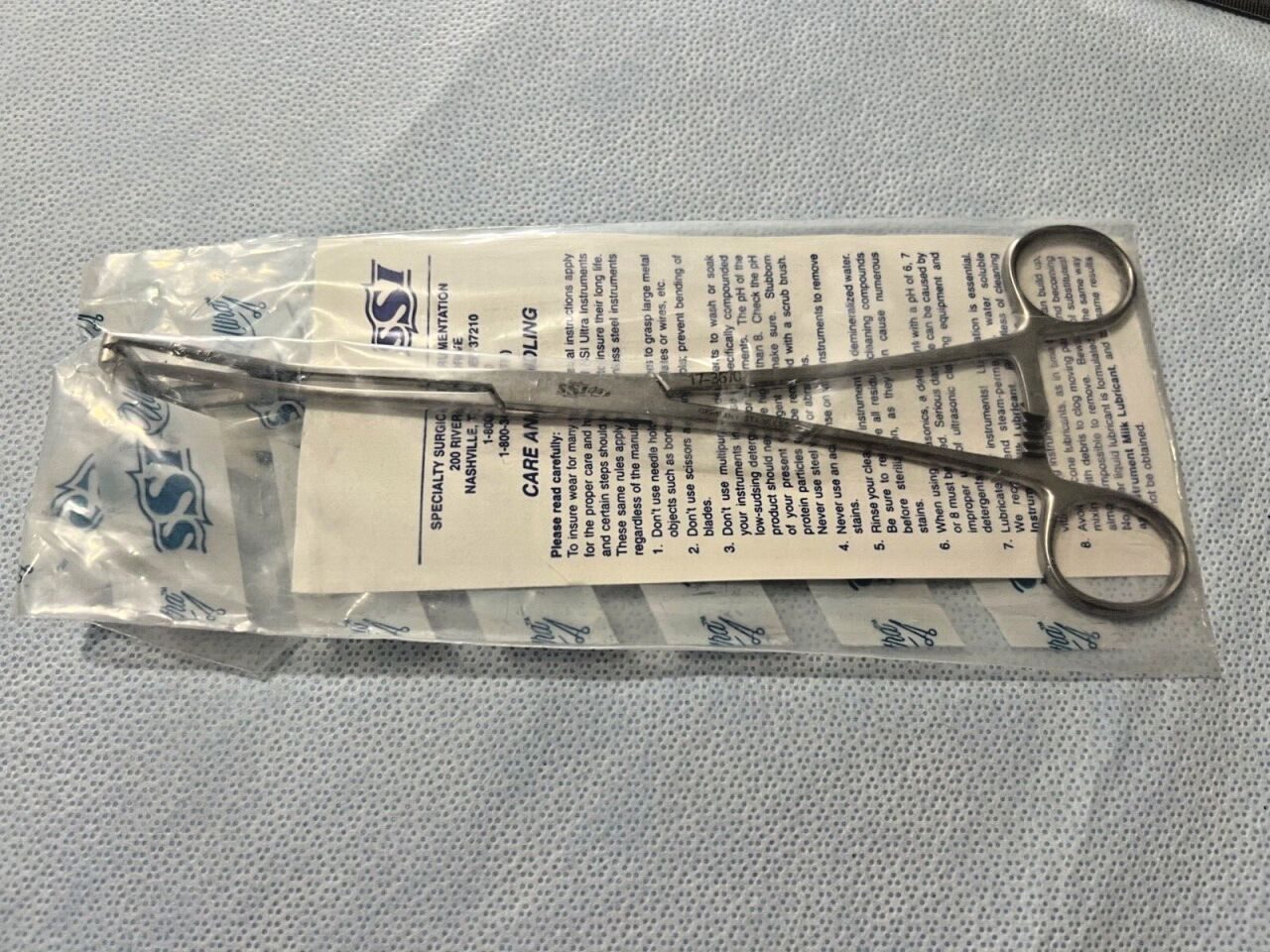 SSI ULTRA 17-3670 Collins Tissue Forcep 20mm Jaw 9" Length — photo 1