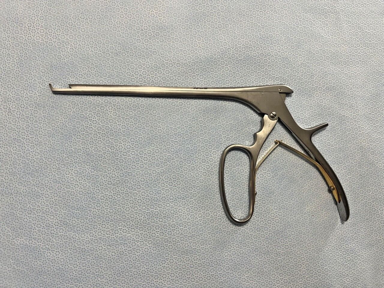 V. MUELLER NL4281-084 Ferris-Smith Kerrison Rongeur 40deg X 4mm Up-Bite — photo 1