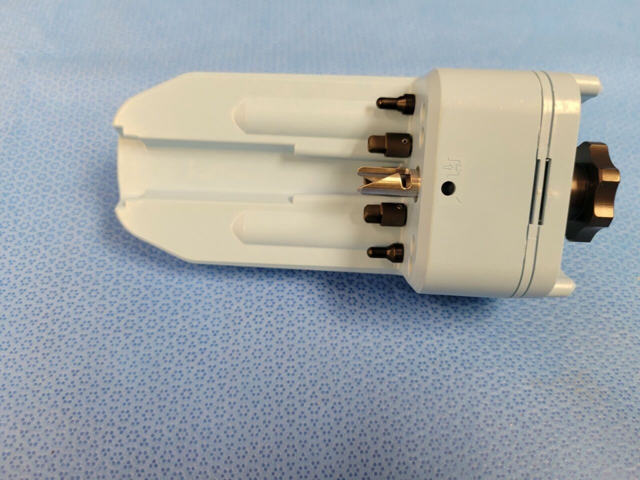 INTUITIVE SURGICAL 372300 Robotics — photo 3