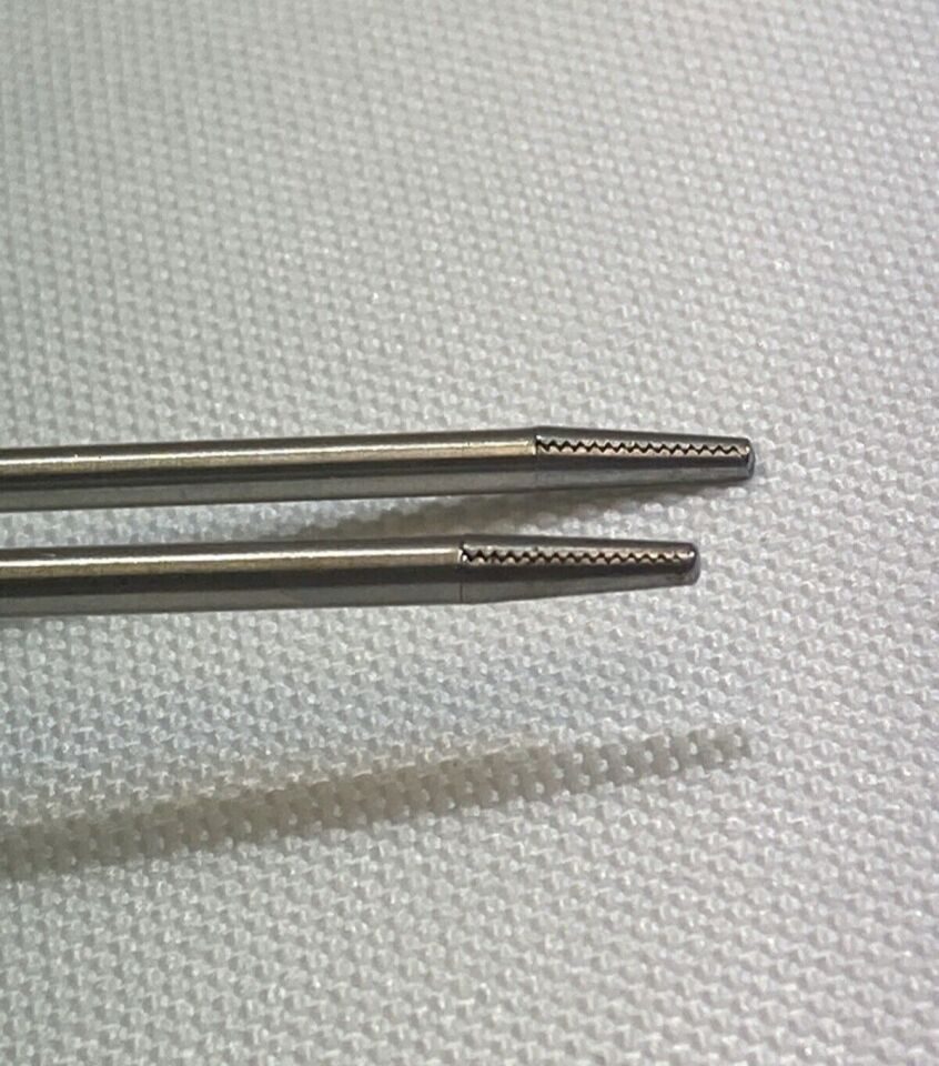 Pair of 8" Scissor Handled Tendon Retriever Forceps w/ Case — photo 7