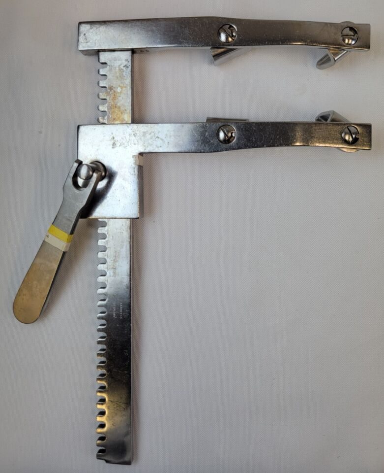MORSE  Sternal Retractor 9.5" Spread With 4 Blades — photo 1