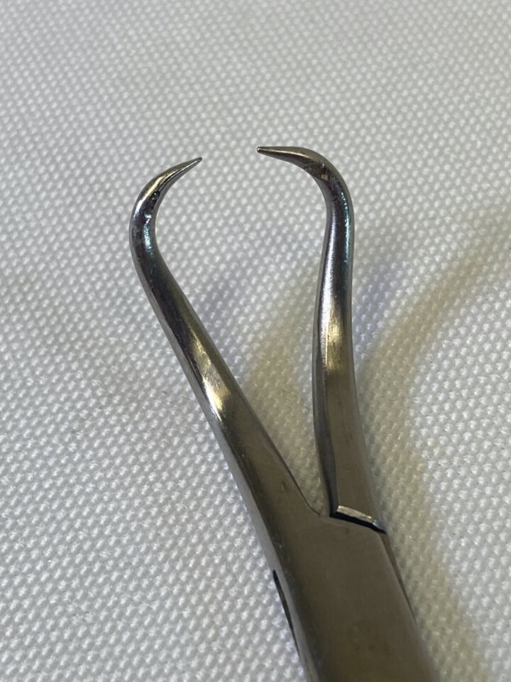 ARTHREX AR-8943-07 Bone Reduction Forceps Curved Pointed 5.25" Orthopedic Trauma — photo 4
