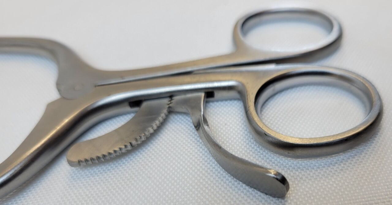 MILTEX 11-374 Rigby Appendectomy Retractor Grip Lock 6 3/4" — photo 5
