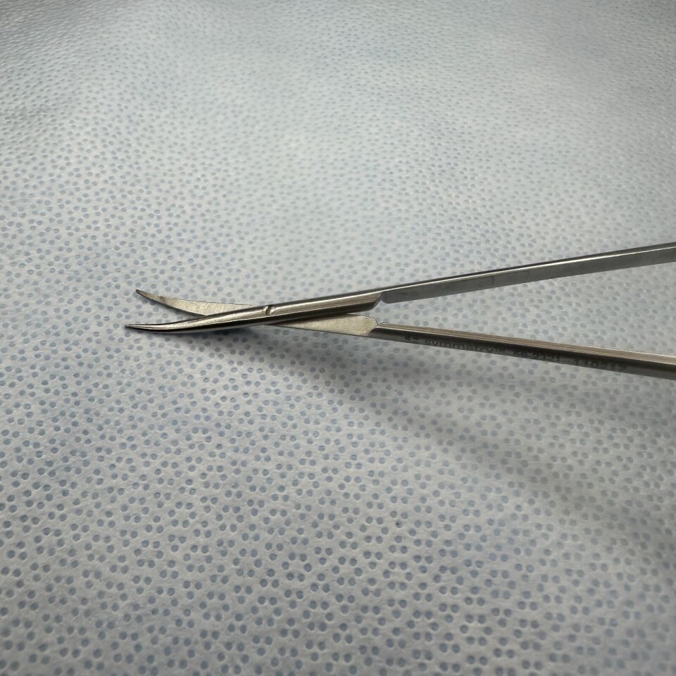 SYMMETRY SURGICAL 59-2321 Yasargil Micro Bayonet Scissors Curved 9" 230mm — photo 3