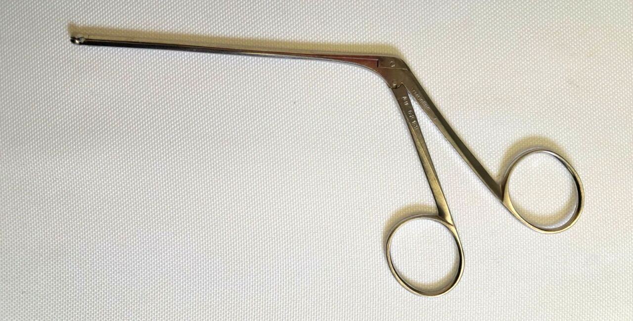 V. MUELLER AU-6213 Cup Forceps 3mm — photo 2