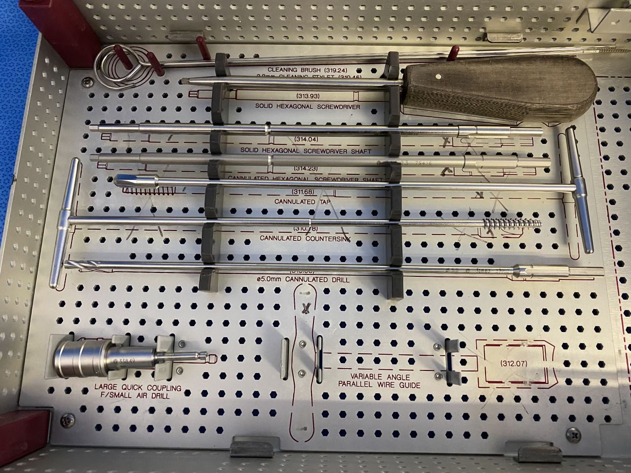 SYNTHES 7.3mm Cannulated Titanium Screw Set — photo 4