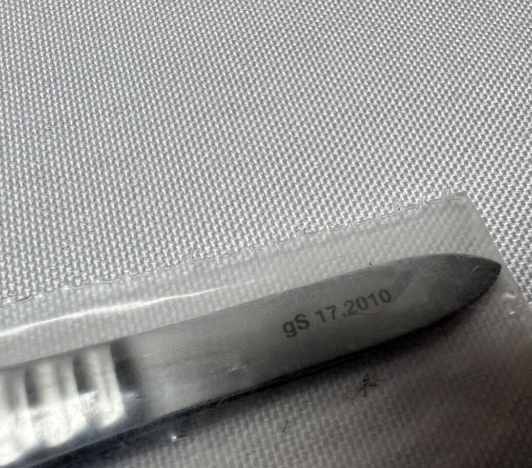 GSOURCE gS17.2010 Gillies Forceps 6" Serrated Teeth 1x2 — photo 2