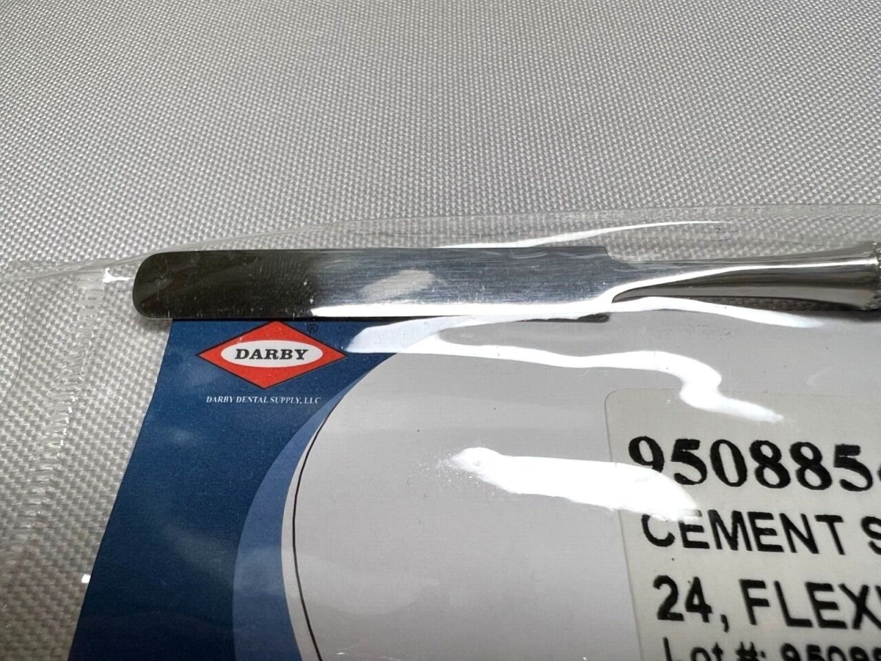 DARBY MEDICAL 9508854 Flexible Cement Spatula #24 — photo 2