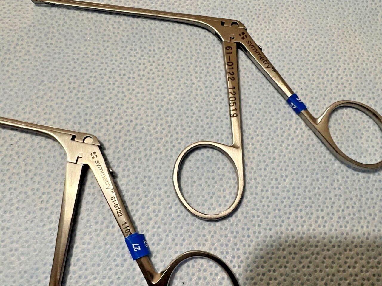 SYMMETRY 61-0122 Set Of 2 Hartman-Herzfeld Cup Forceps 3mmX6mm Jaws 5-1/4" ENT — photo 4