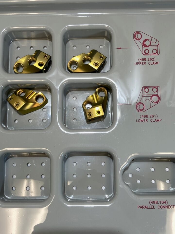 SYNTHES  VentroFix System Instruments & Implants — photo 4