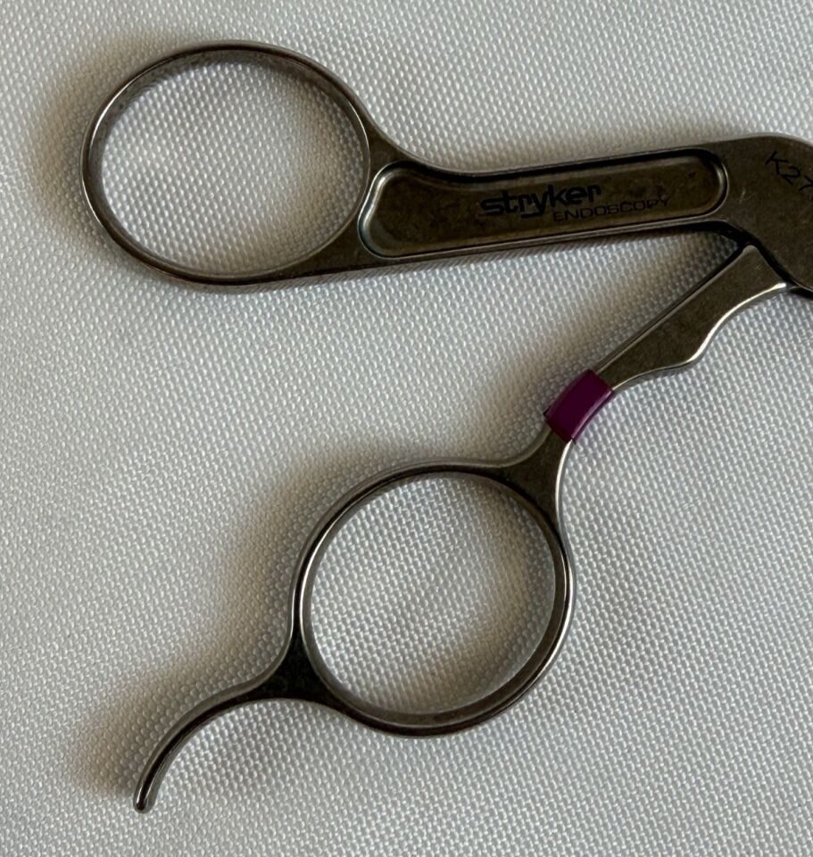 STRYKER 300-034-800 Conquest 3.4mm Straight Backbiter Arthroscopic Punch Forcep — photo 4