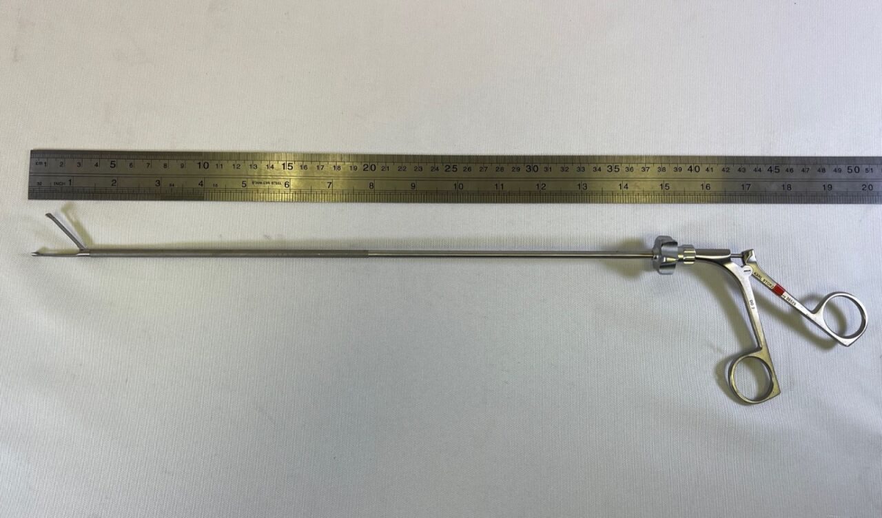 KARL STORZ 30525 30512 30419BB 5mm x 36cm Rotating Atraumatic Babcock Grasper — photo 9
