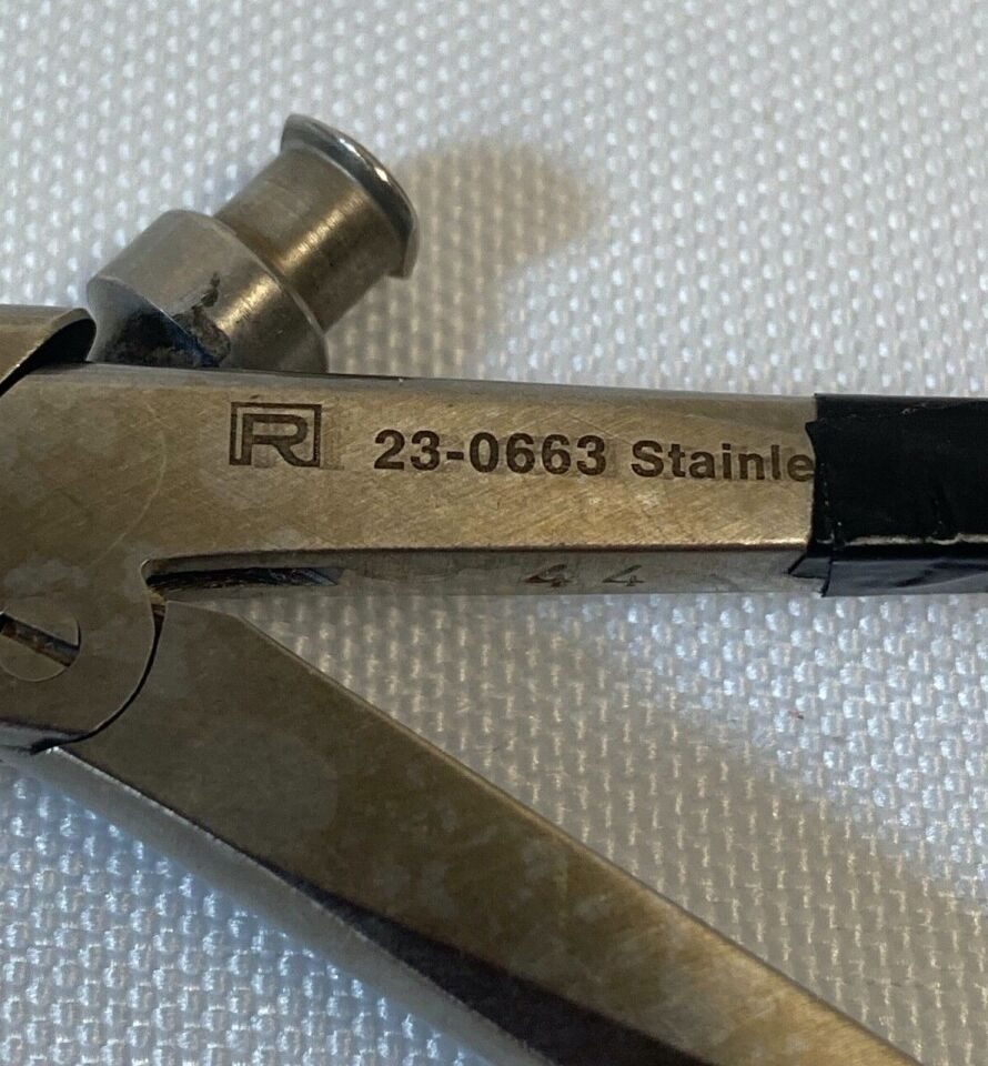 RICHARDS 23-0663 Blakesley Suction 45deg Up Size 1 Nasal Forceps — photo 2