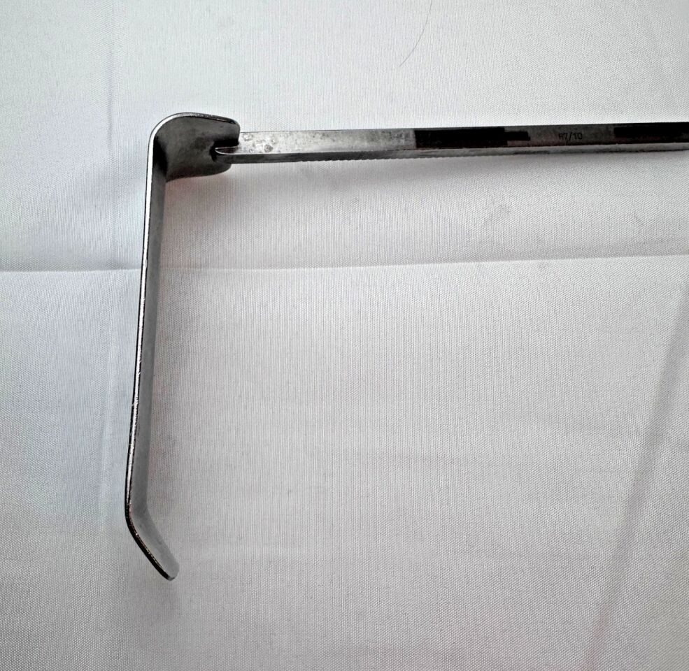 PILLING WECK 168212 Circutract Kelly Bookwalter Retractor Blade 2x5" — photo 4