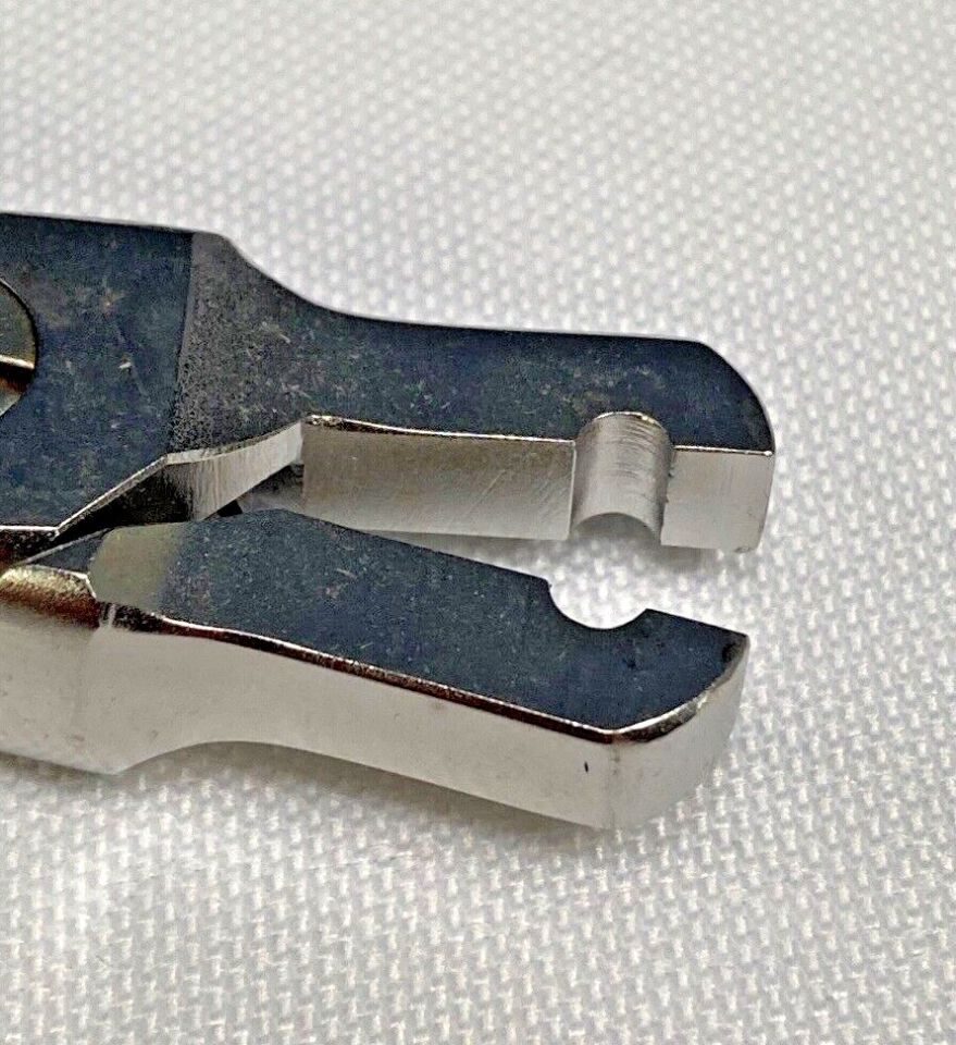 SYNTHES 388.45 USS Bar Holding Forceps For 3.5mm Bar — photo 3